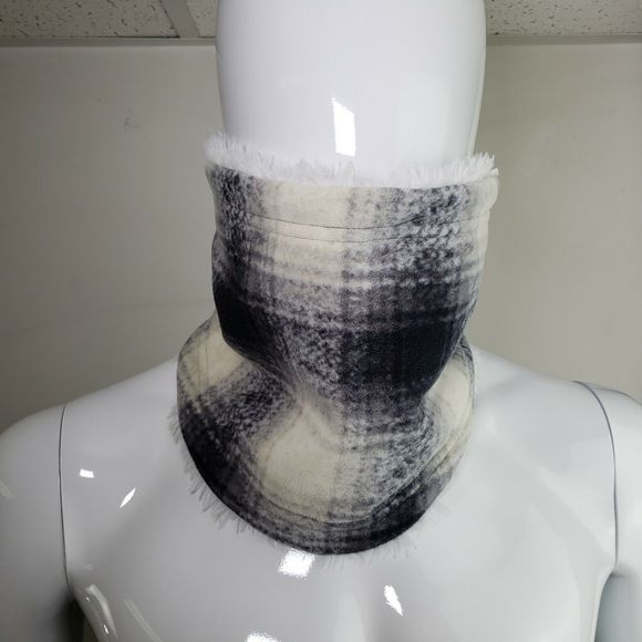 Eddie Bauer Winter Fleece Neck Warmer Shell Lining with Pull String Plaid Print - Picture 1 of 12